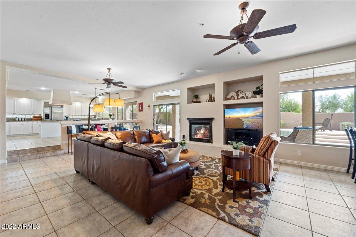 7693 E ROSE GARDEN Lane