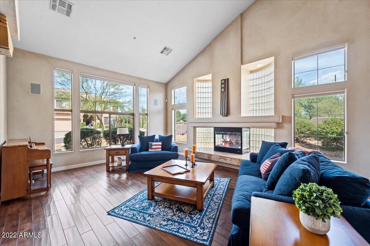 7693 E ROSE GARDEN Lane