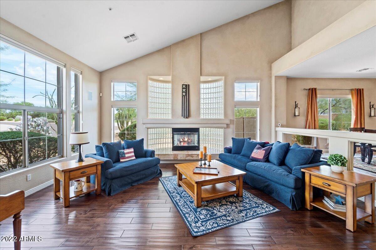 7693 E ROSE GARDEN Lane
