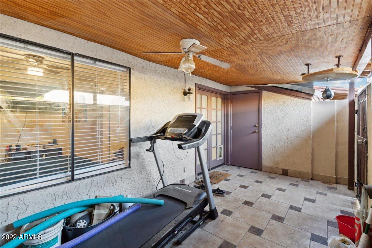 2845 E BECK Lane Unit: 3