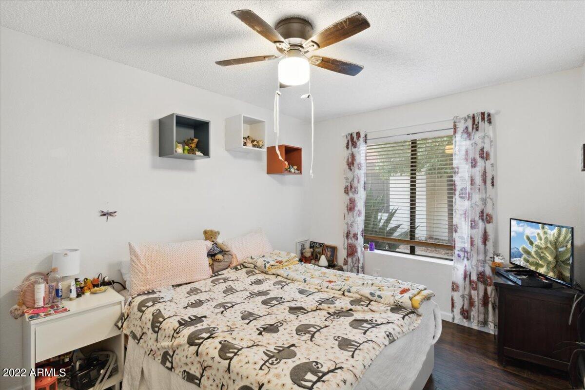 2845 E BECK Lane Unit: 3