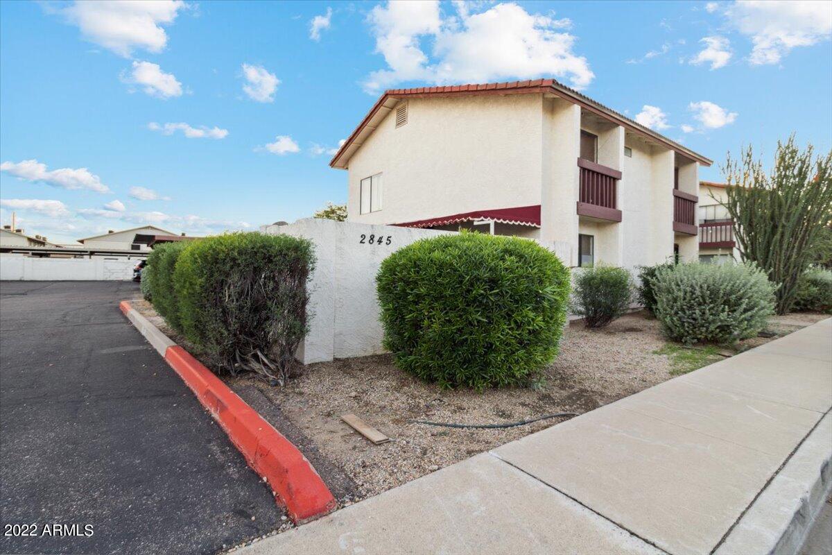 2845 E BECK Lane Unit: 3