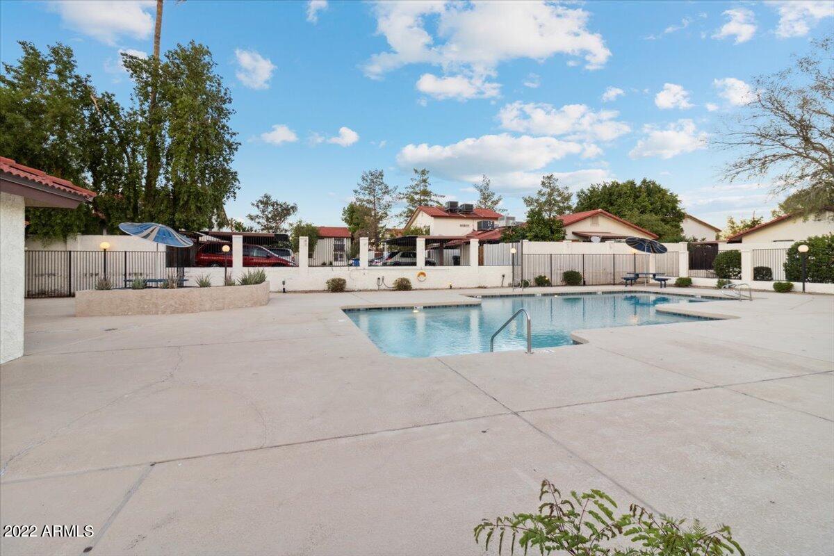 2845 E BECK Lane Unit: 3
