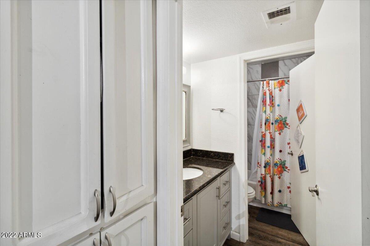 2845 E BECK Lane Unit: 3