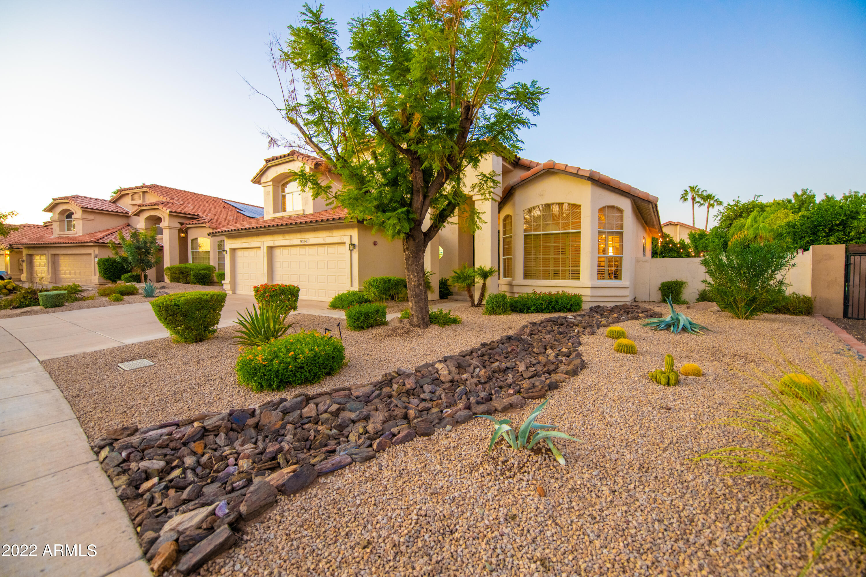 9034 E CAMINO DEL SANTO --
