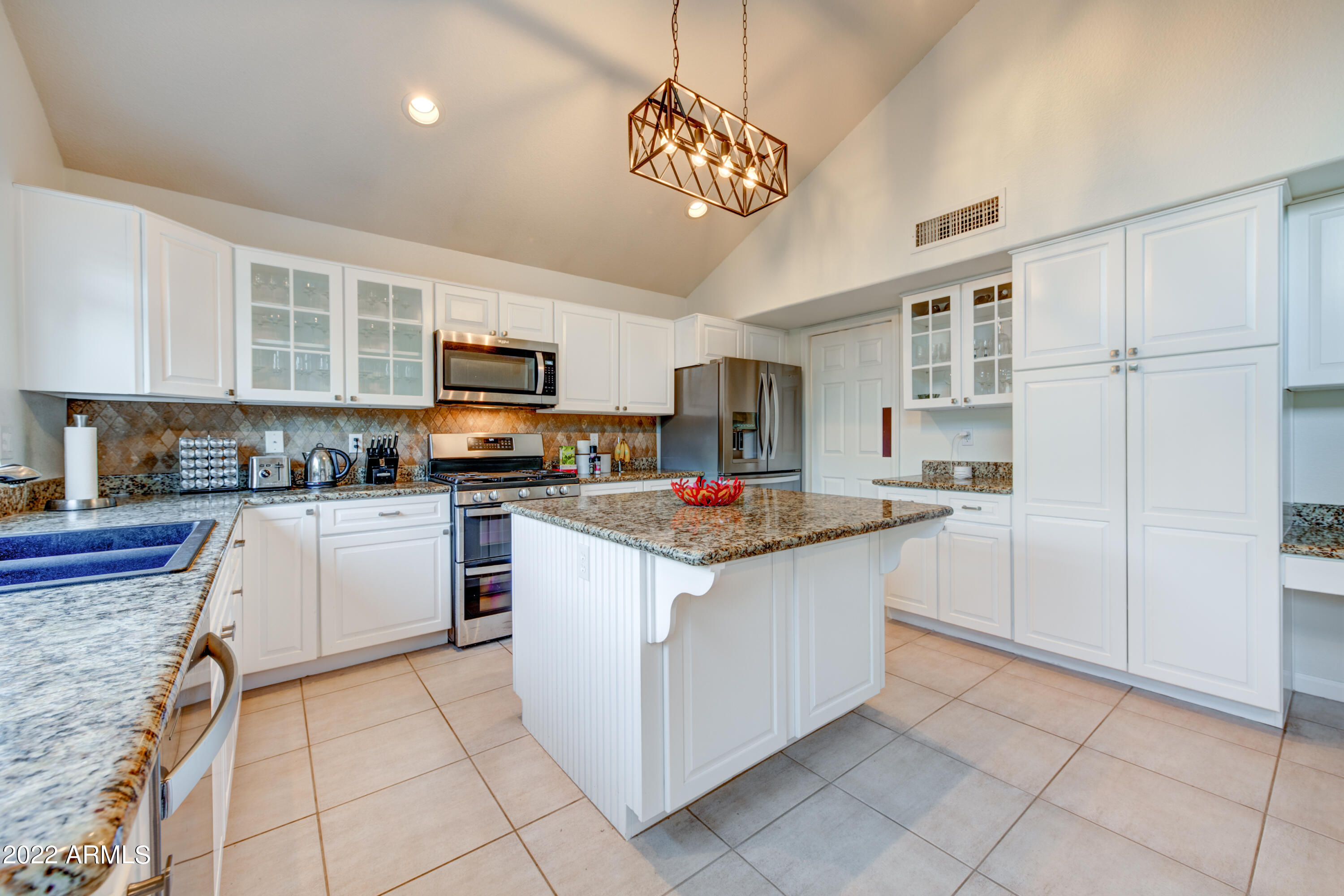 9034 E CAMINO DEL SANTO --