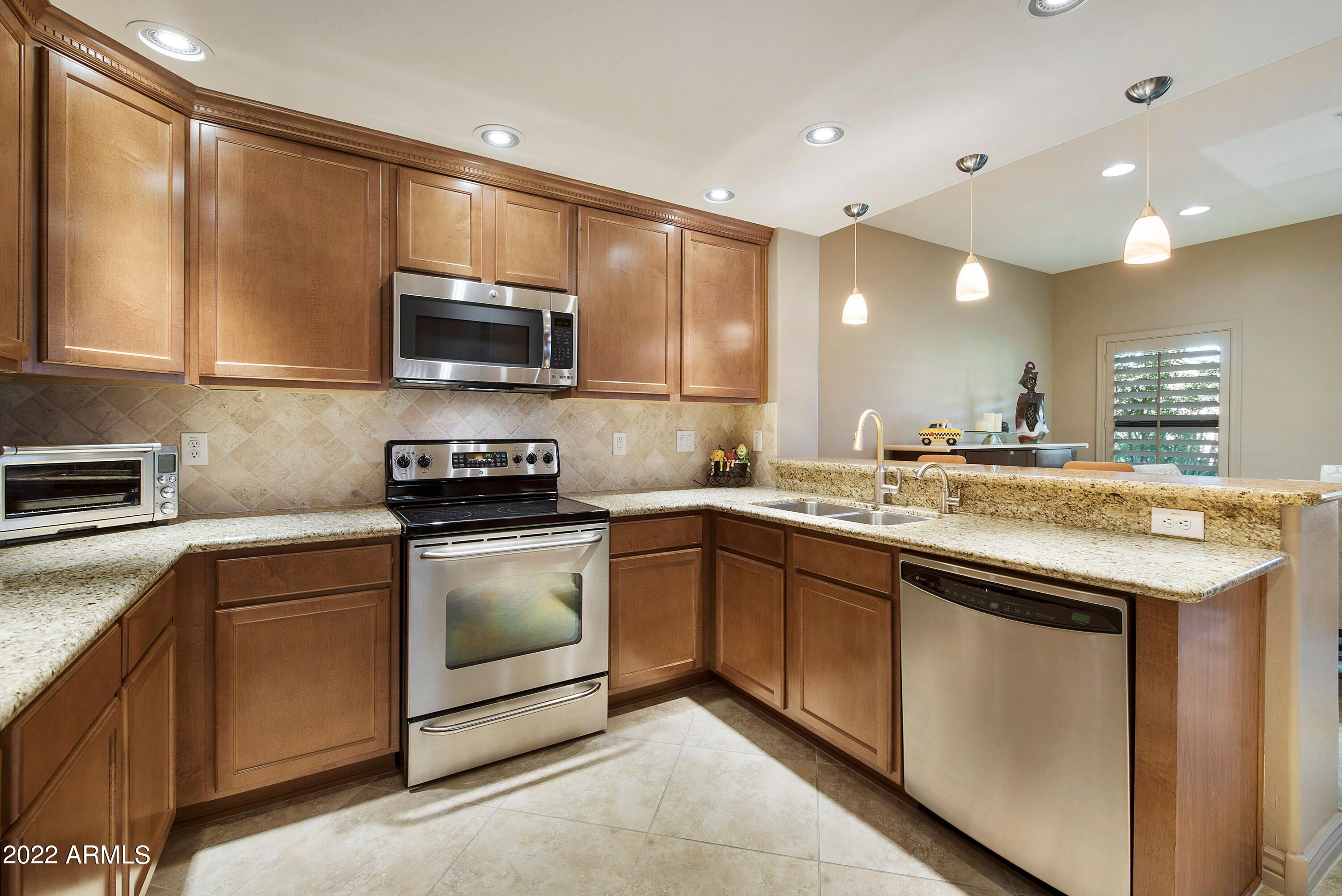 21320 N 56TH Street Unit: 1142