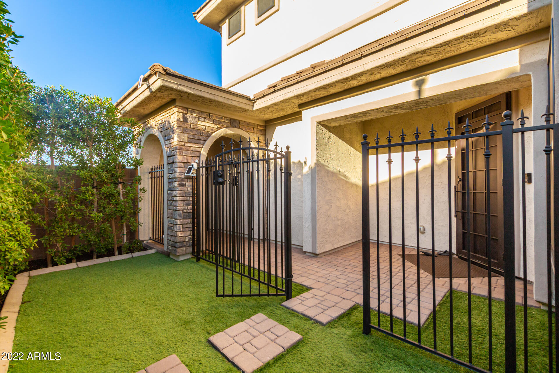 19747 W AVALON Drive