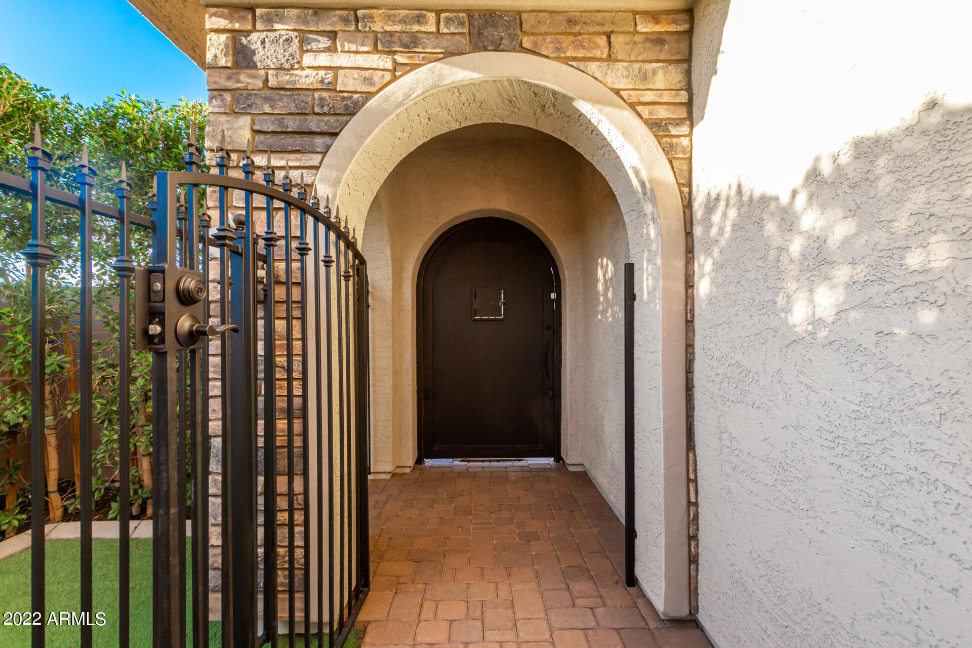 19747 W AVALON Drive