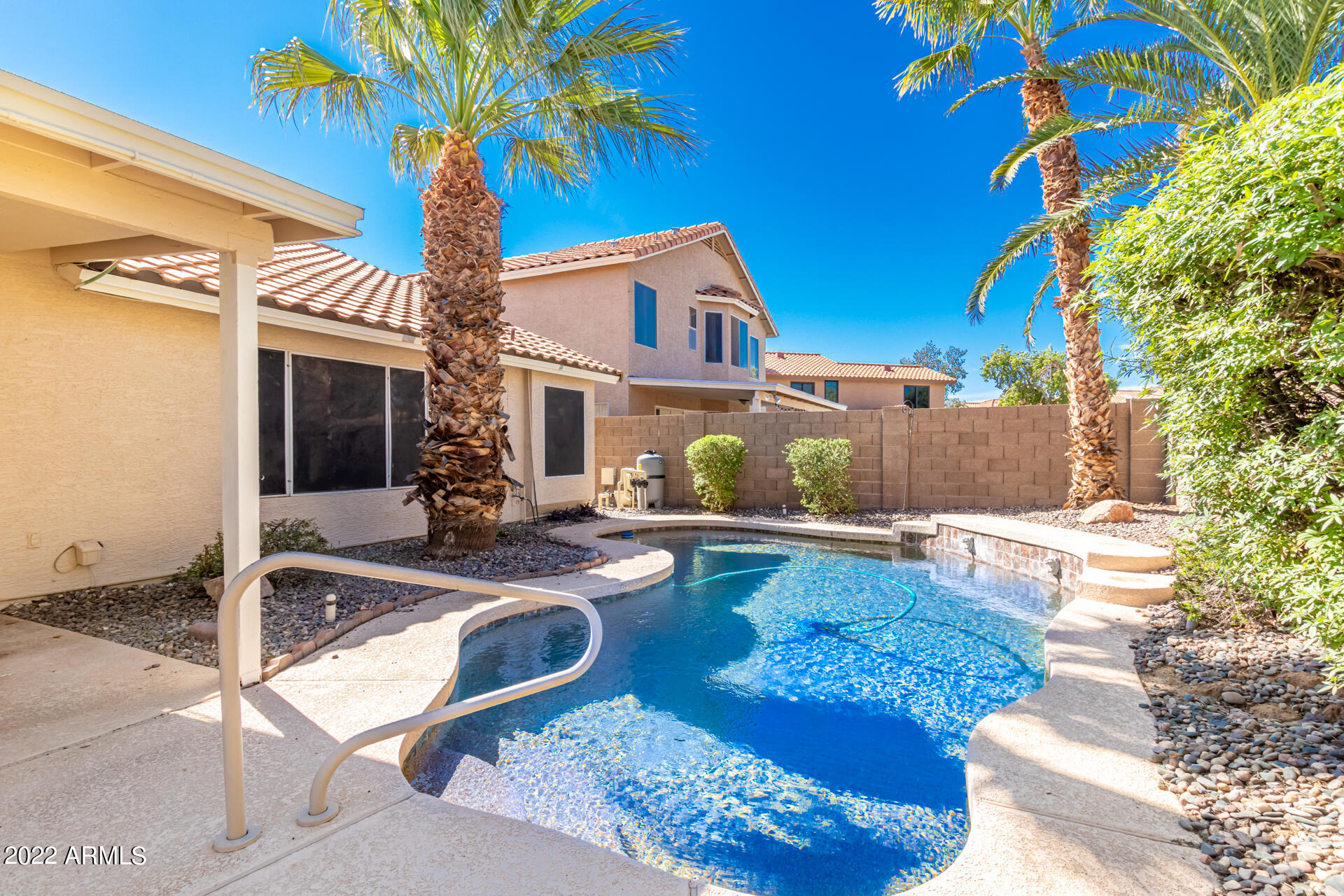 3132 E REDWOOD Court