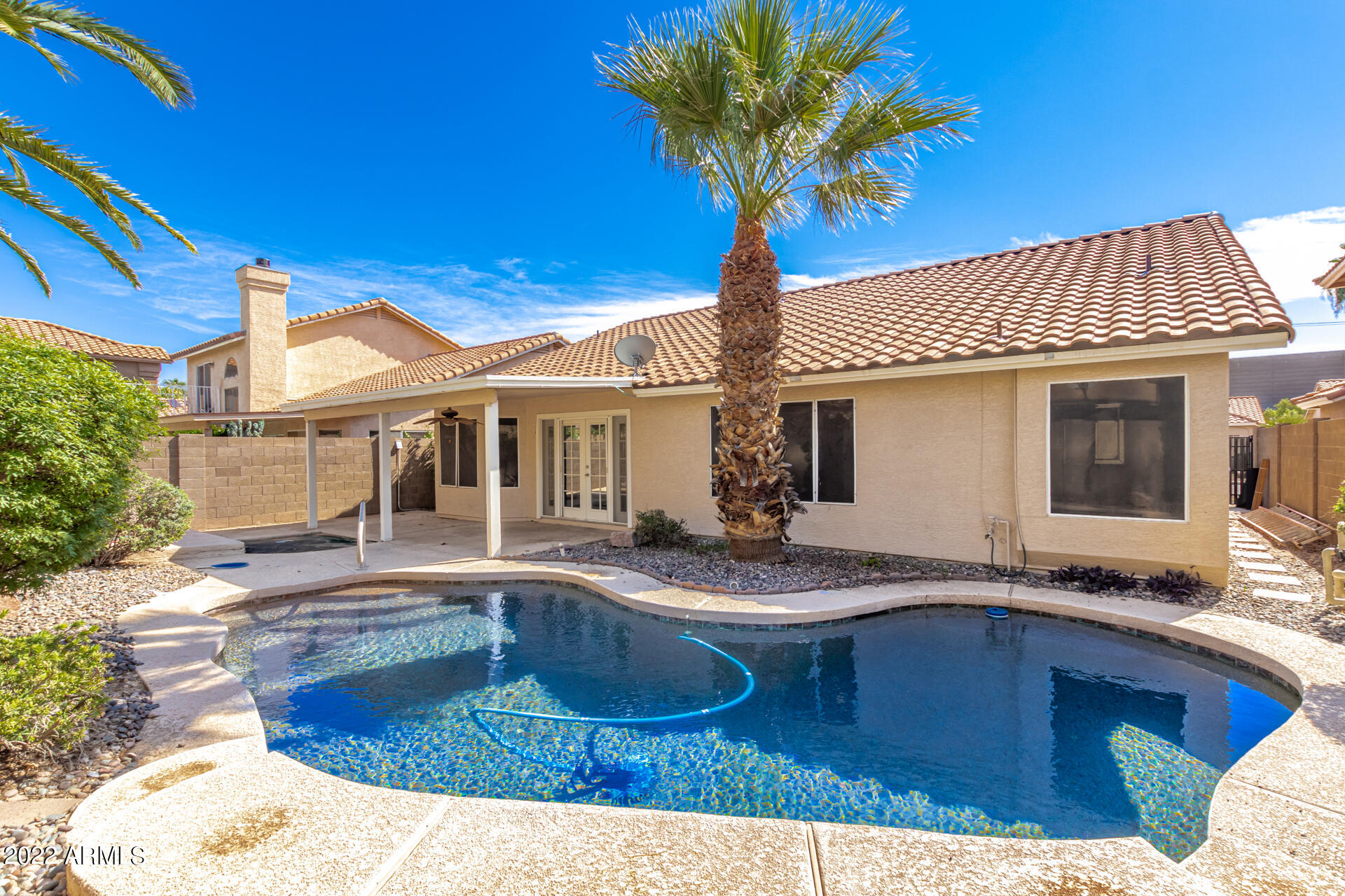 3132 E REDWOOD Court