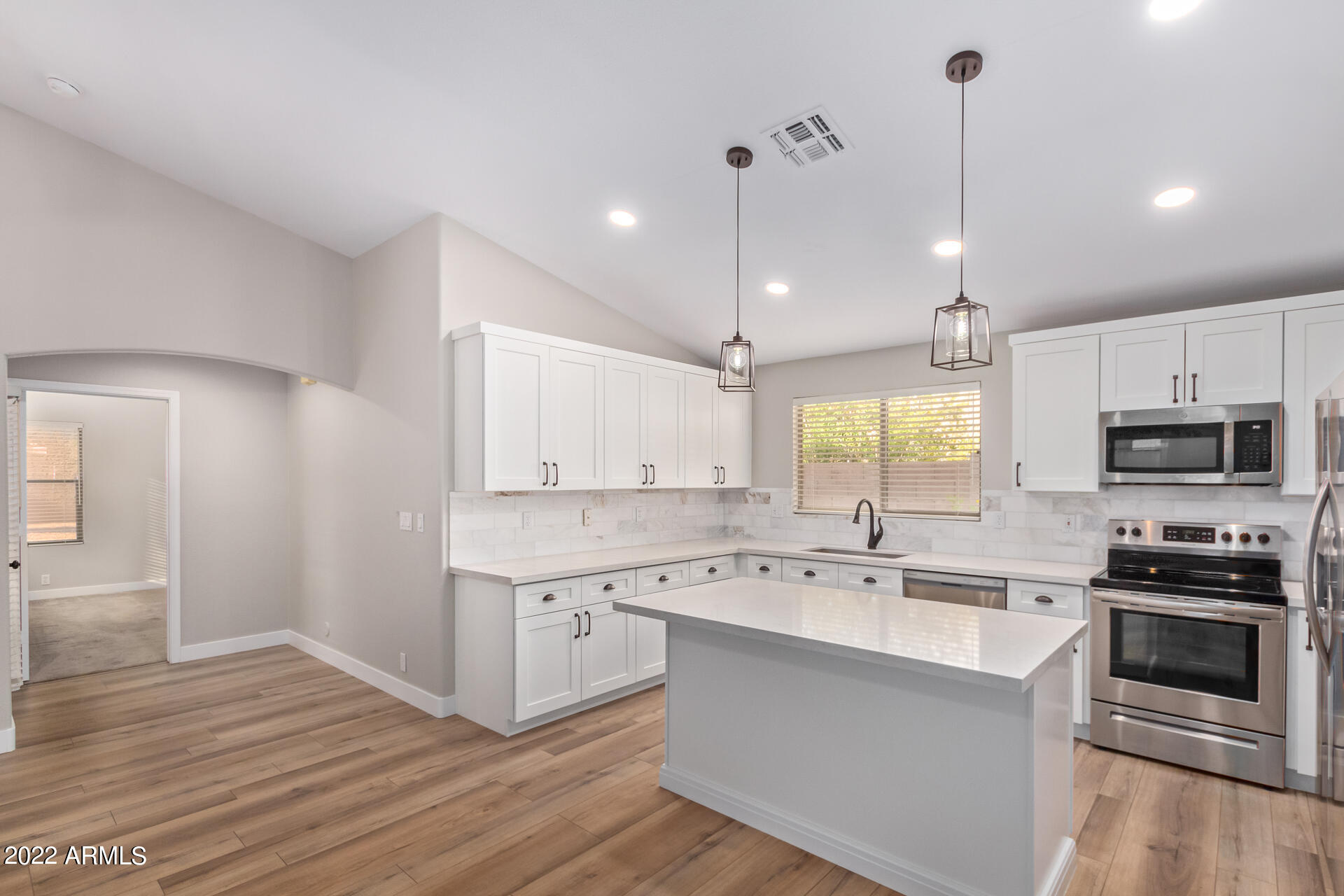 4006 E AGAVE Road