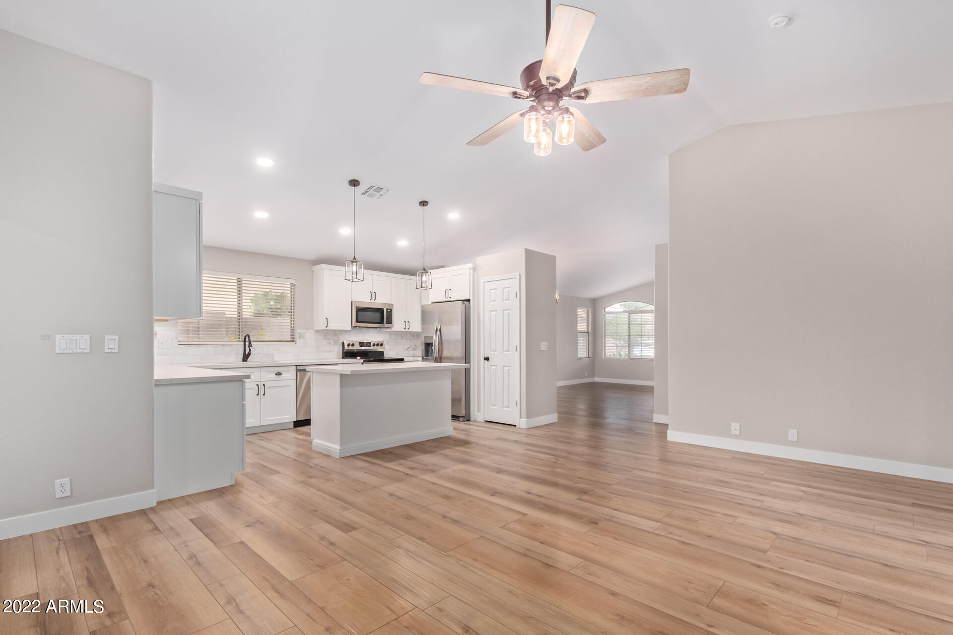 4006 E AGAVE Road