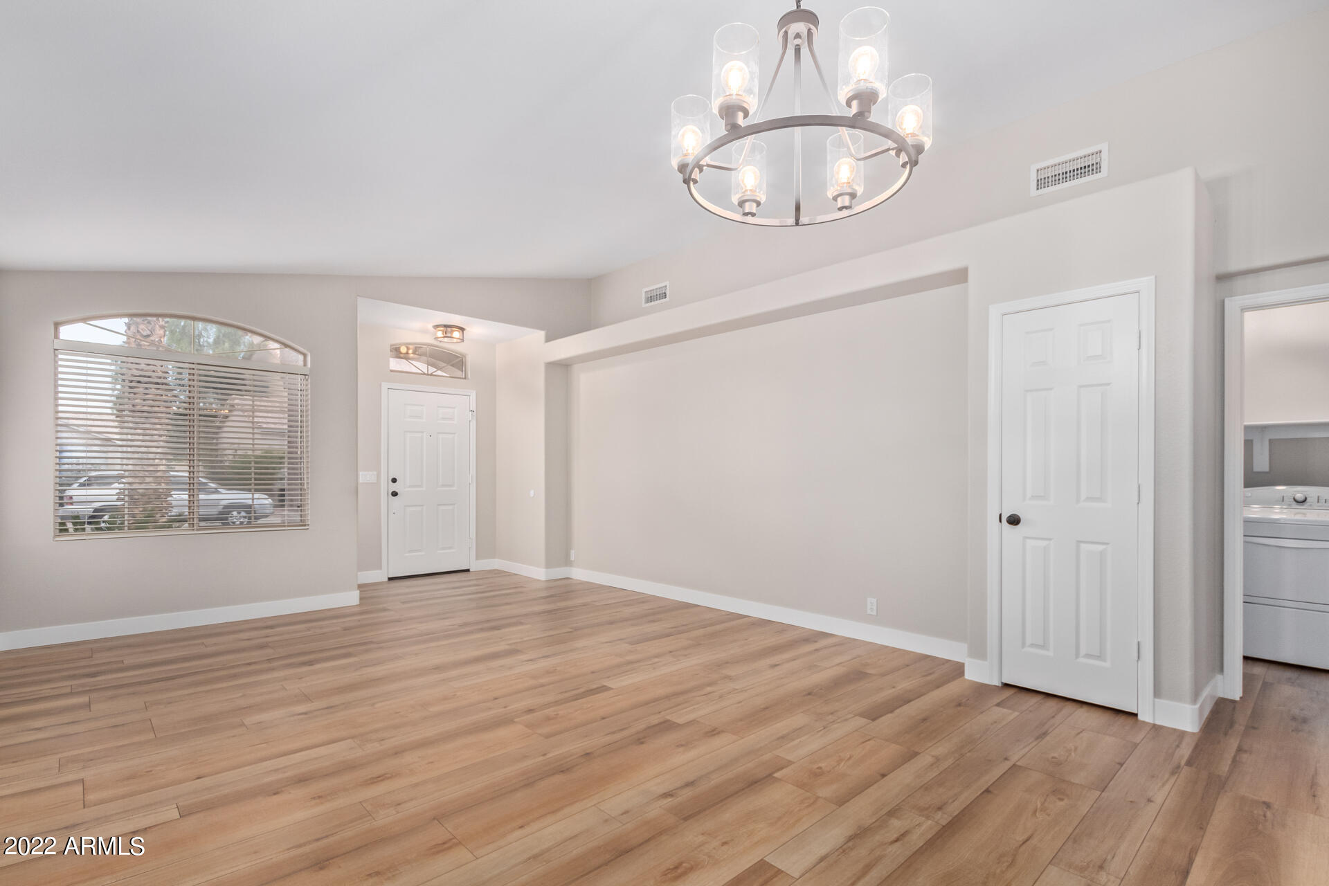 4006 E AGAVE Road