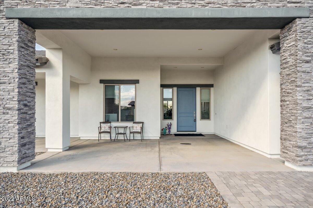 806 W TAMAR Road