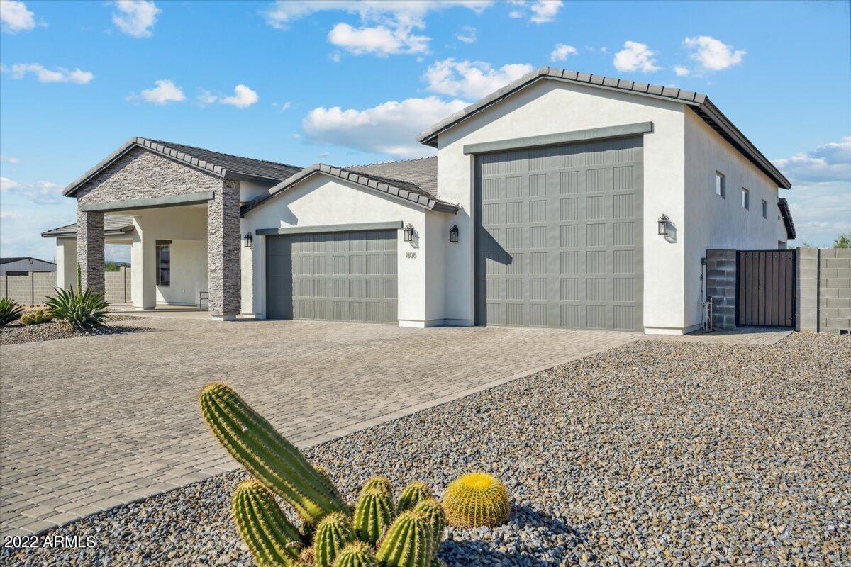 806 W TAMAR Road