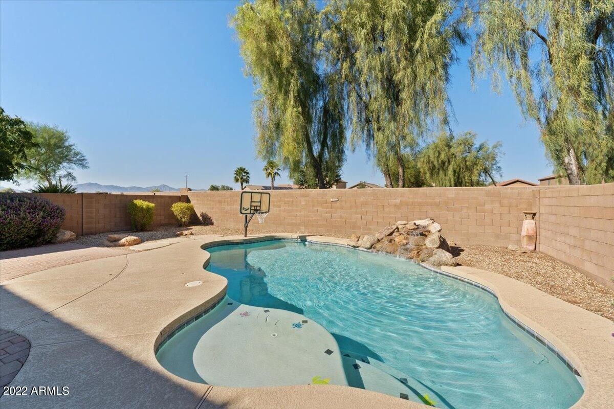 42812 W VENTURE Road
