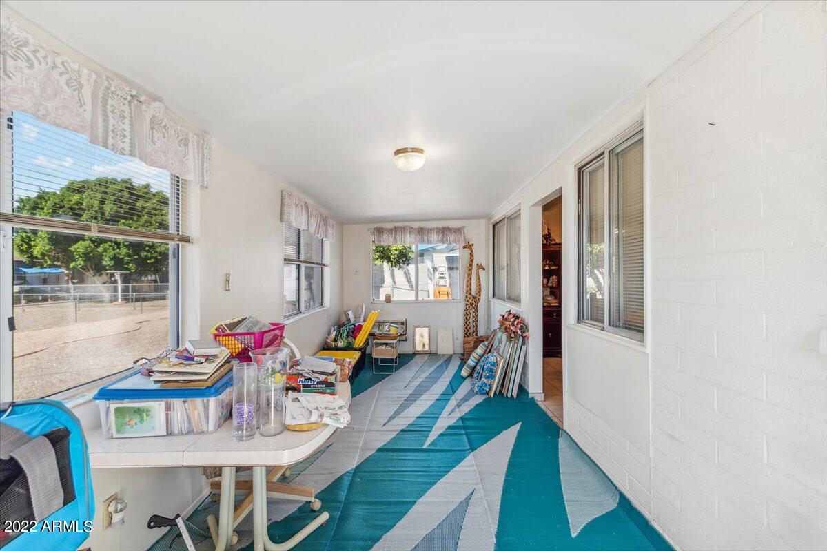 410 N 56TH Place