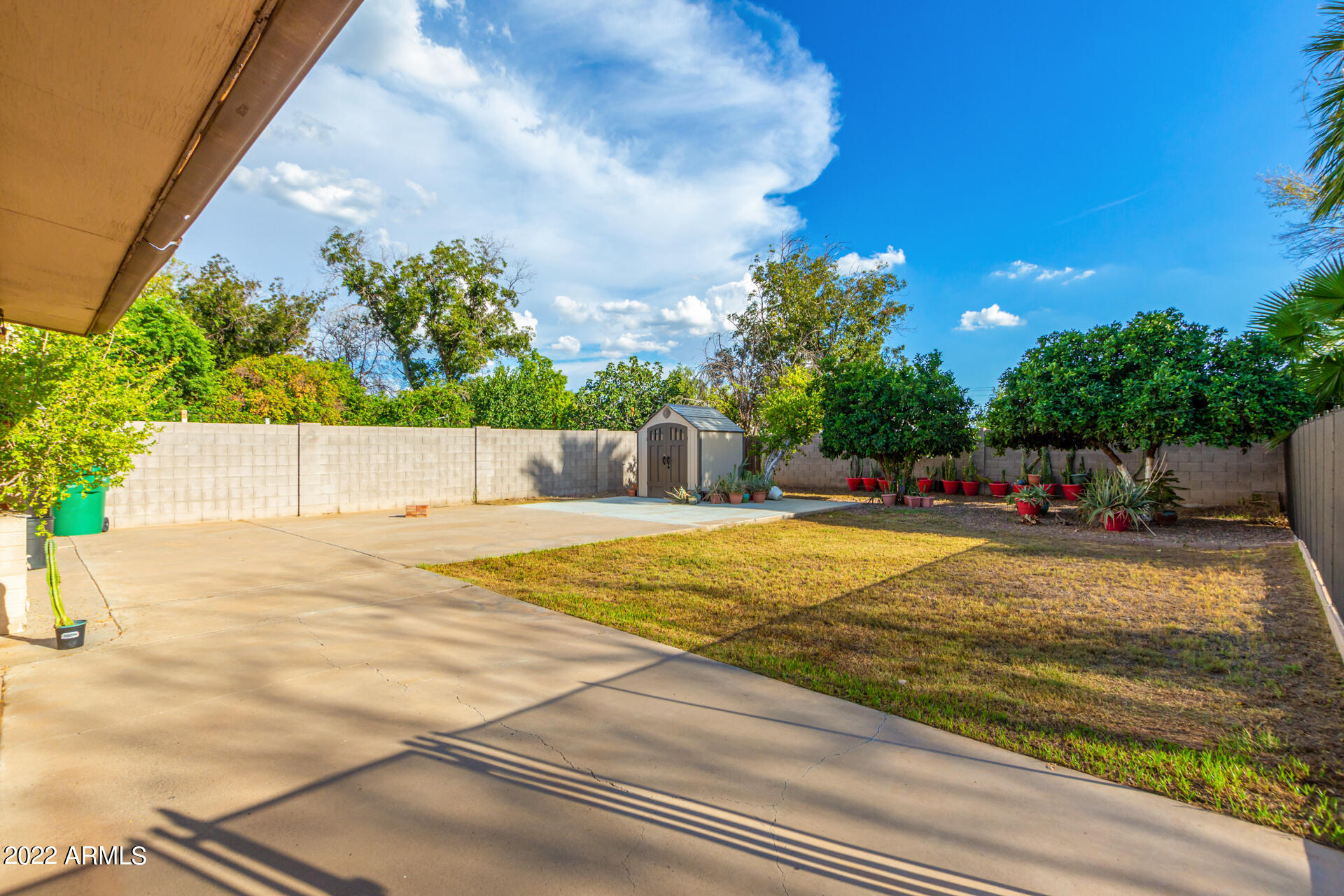 461 E 10TH Drive