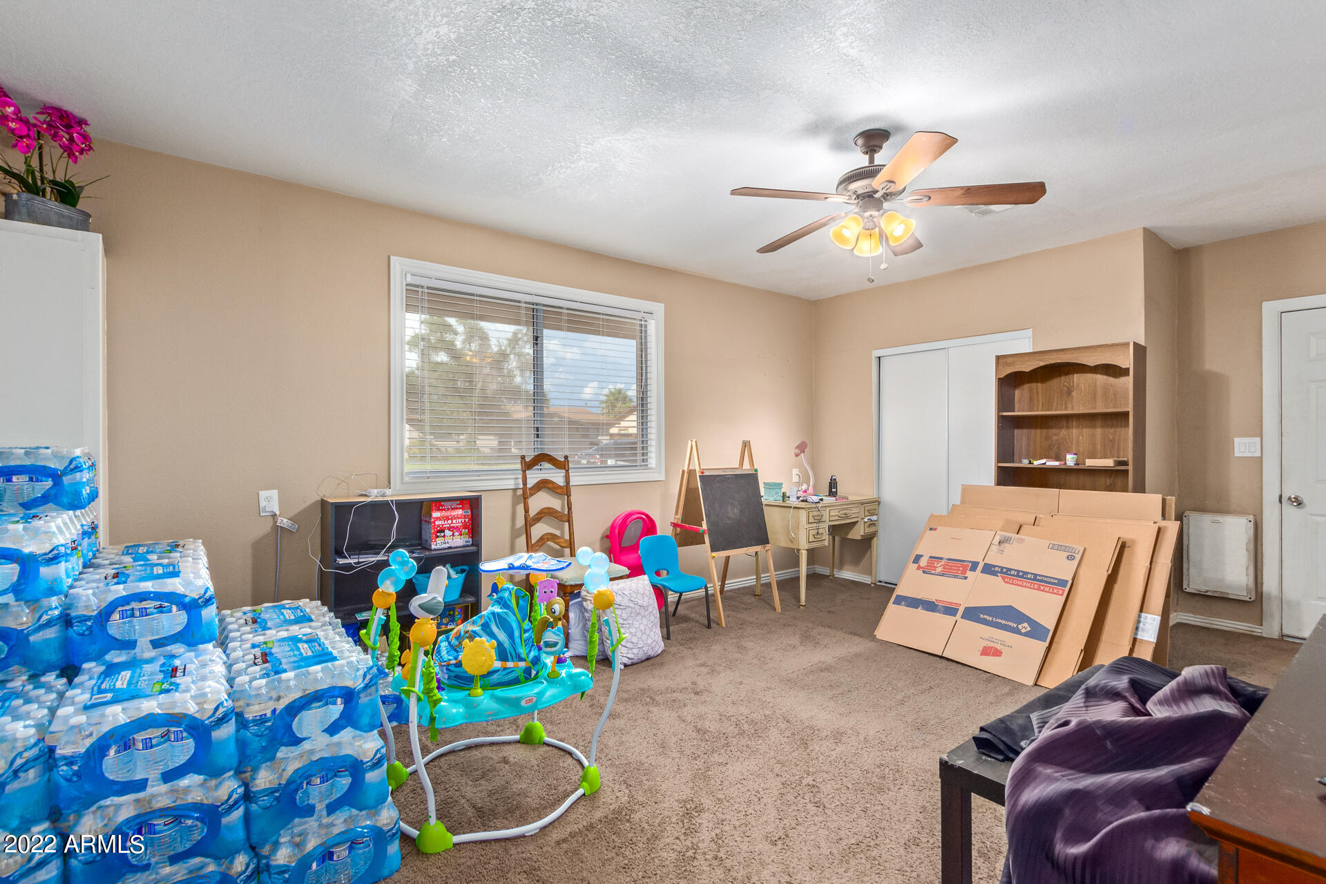 461 E 10TH Drive