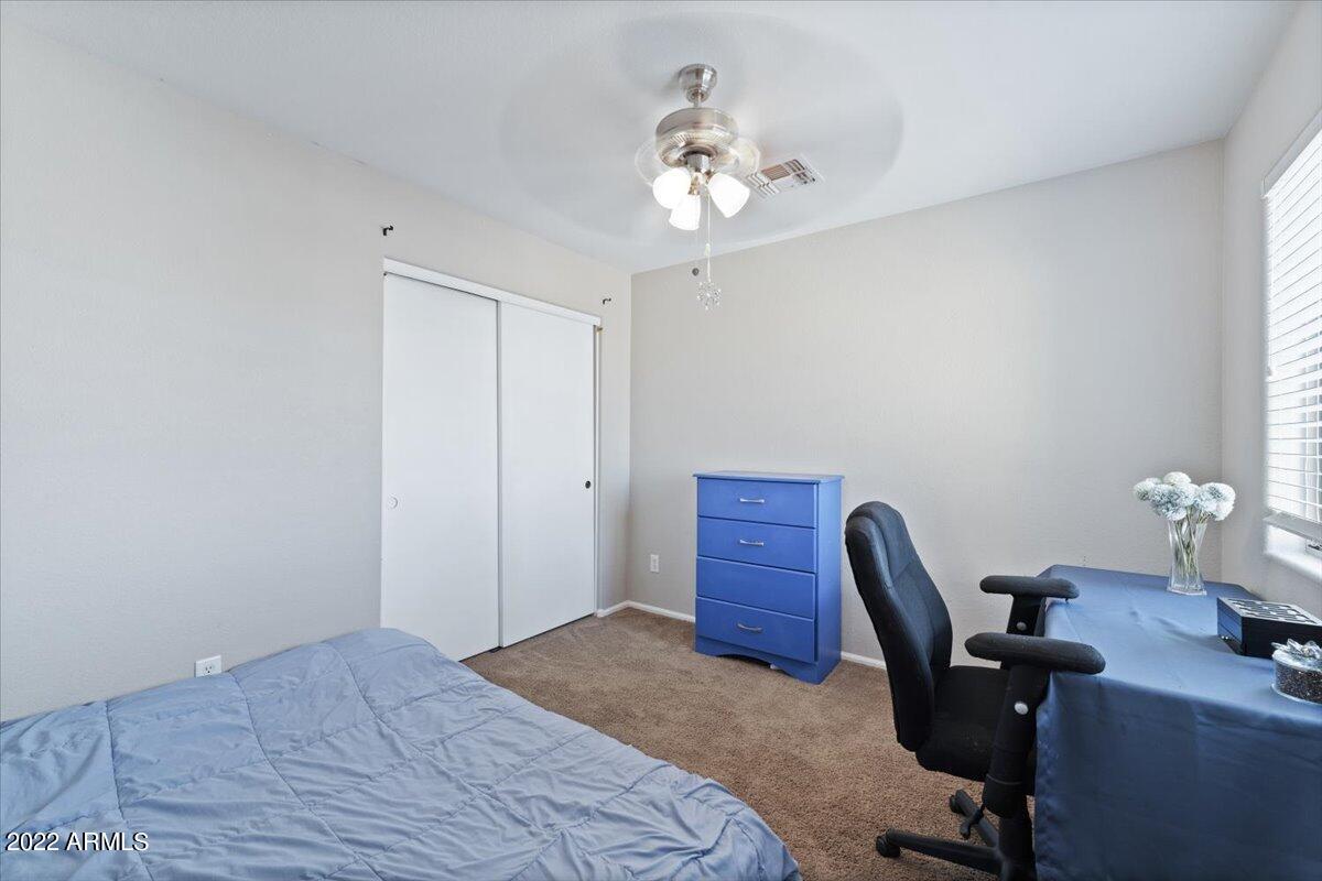 41953 W SUNLAND Drive