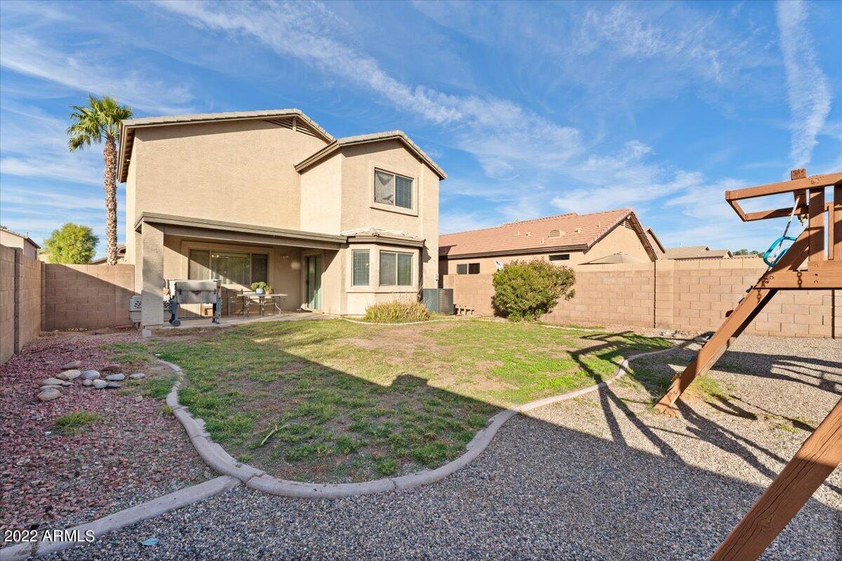 41953 W SUNLAND Drive