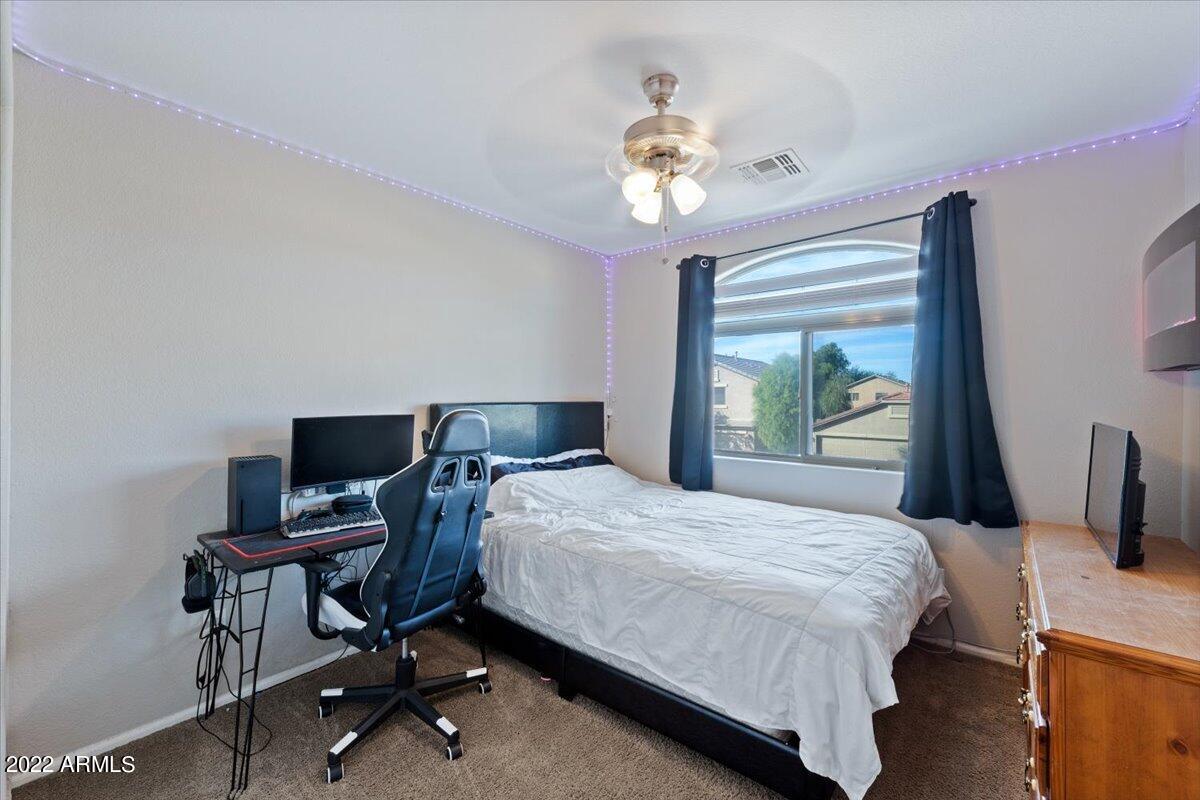 41953 W SUNLAND Drive