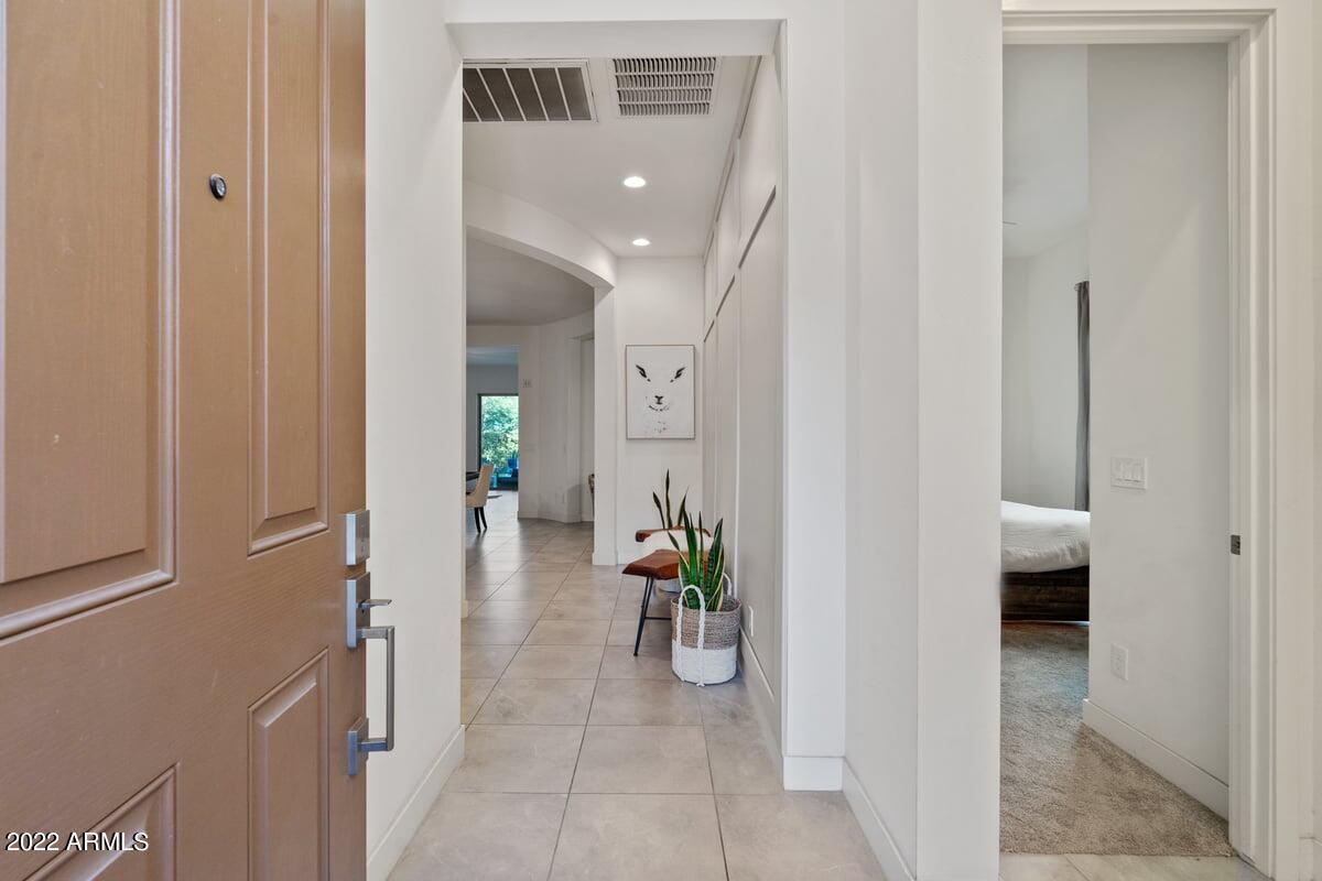 4634 E CASITAS DEL RIO Drive