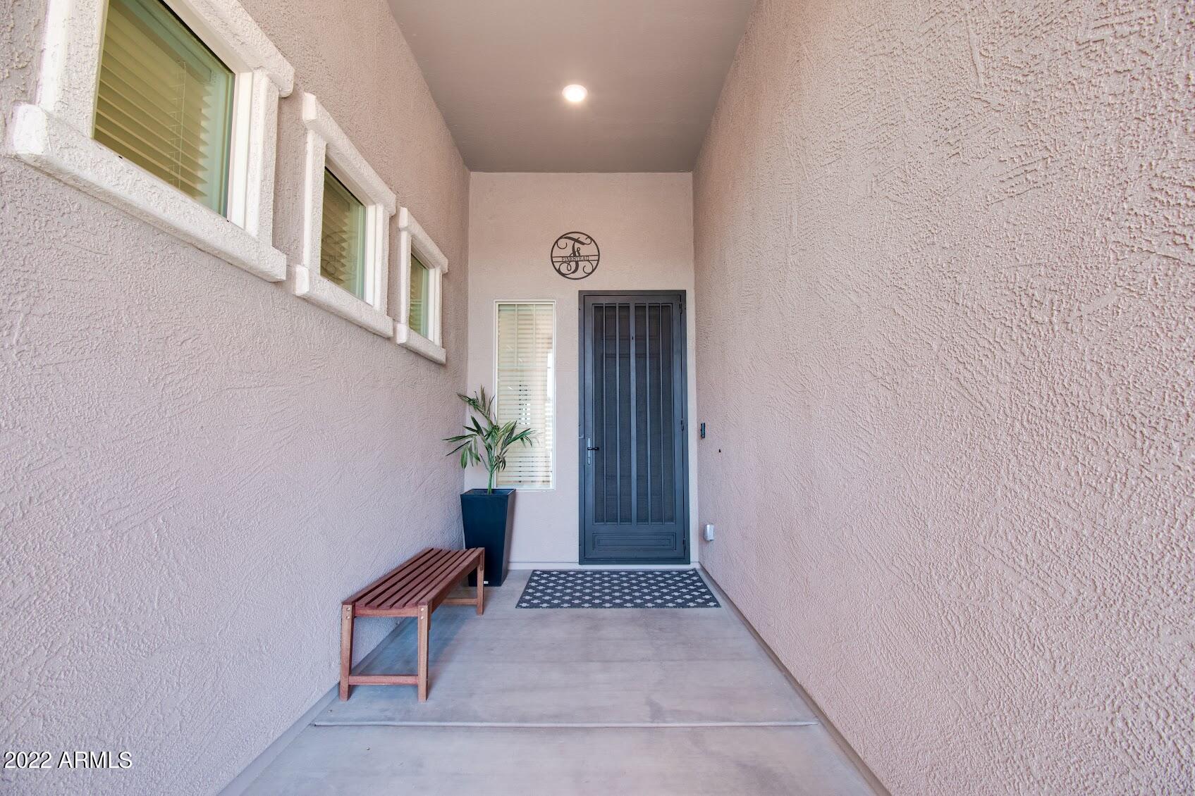 21526 E VIA DE ARBOLES --