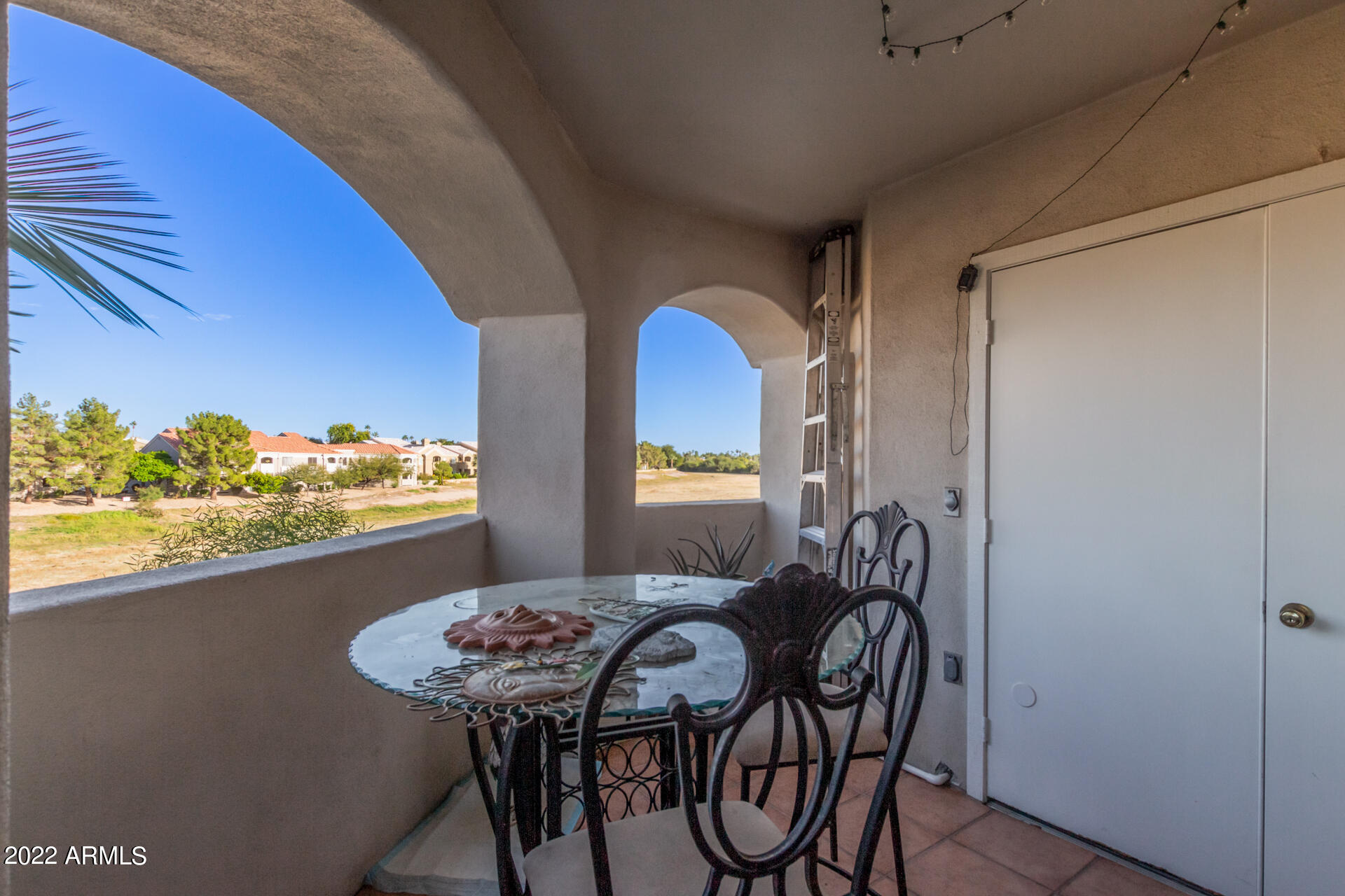 10401 N 52ND Street Unit: 211
