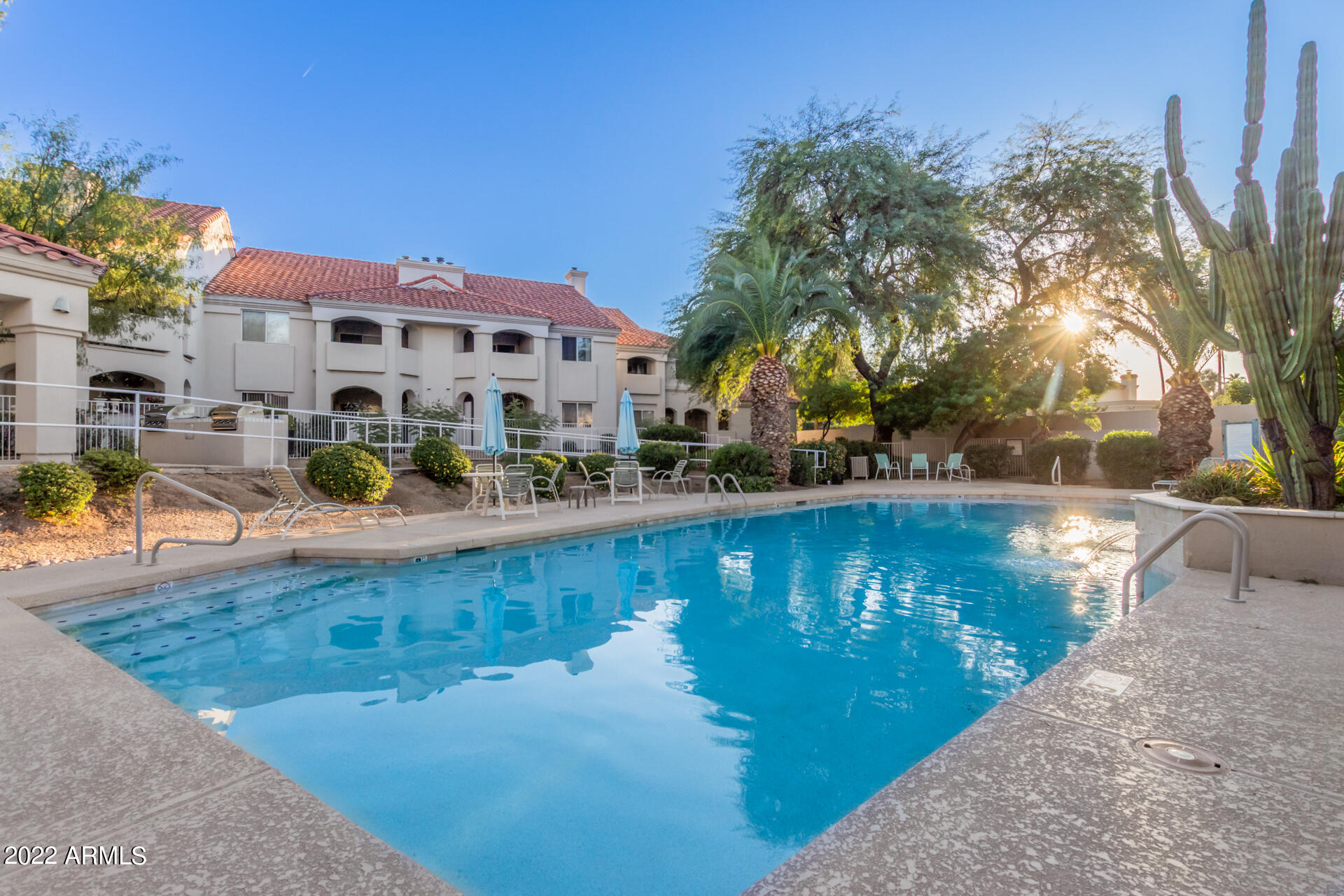 10401 N 52ND Street Unit: 211