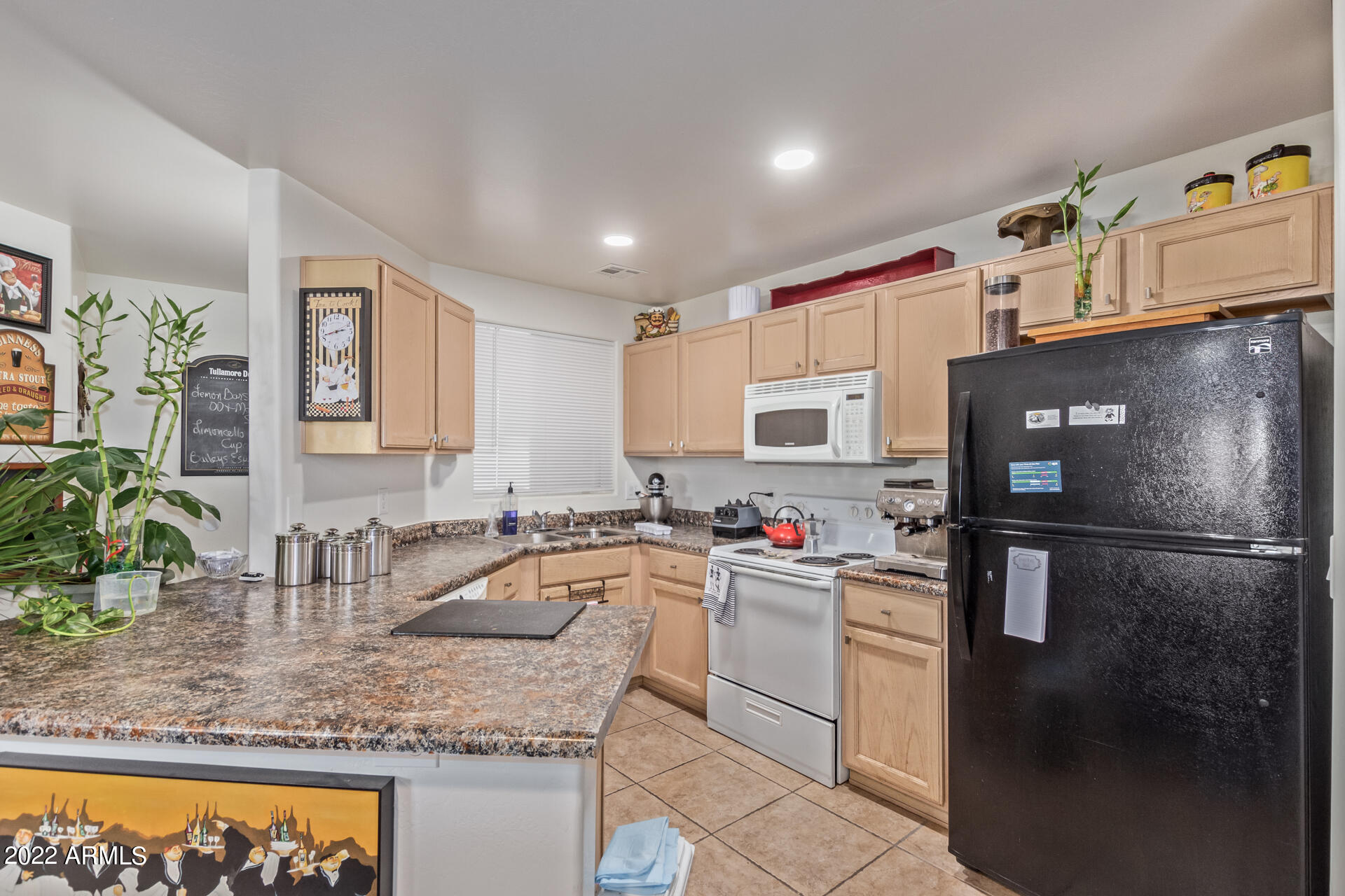10401 N 52ND Street Unit: 211