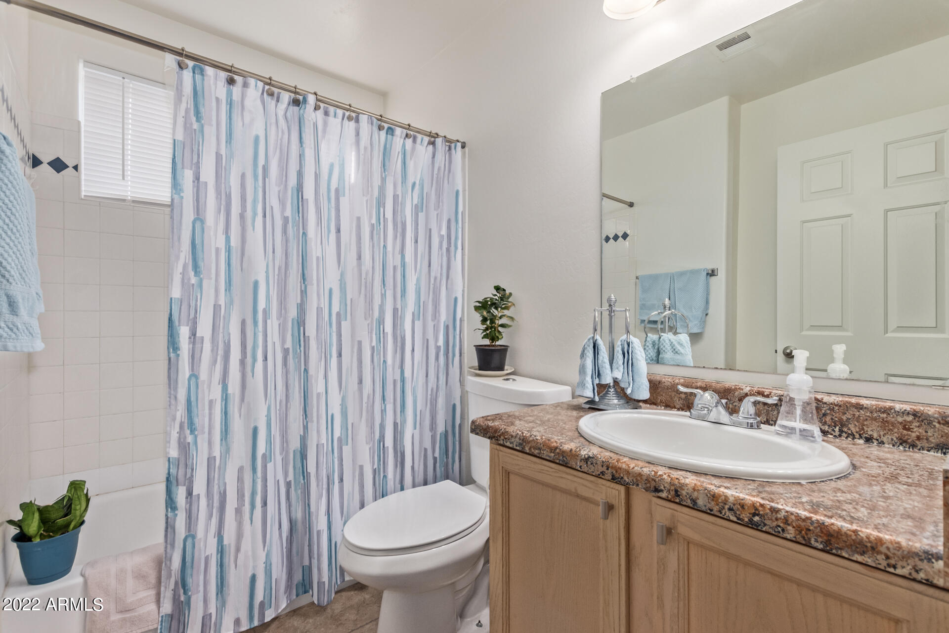 10401 N 52ND Street Unit: 211