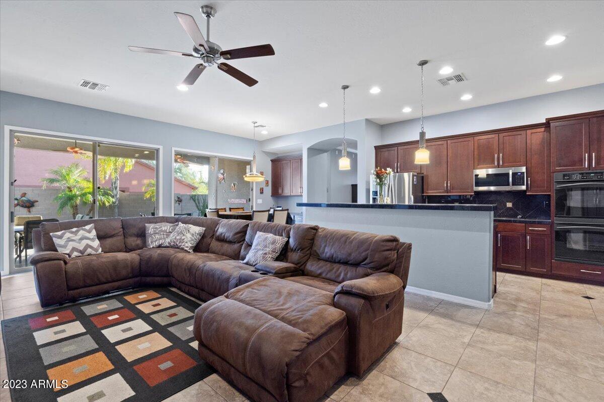 3237 W CARAVAGGIO Lane