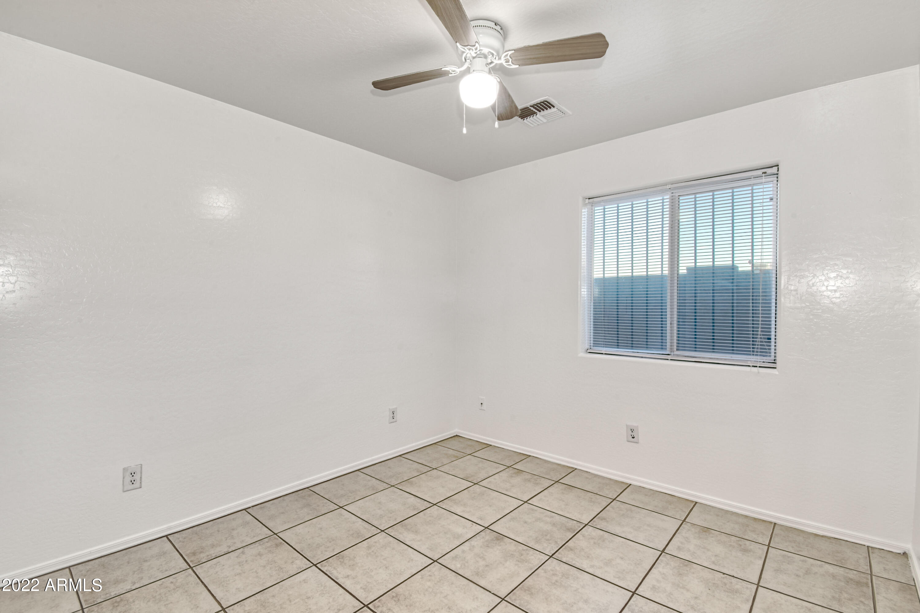 50 W FULTON Street