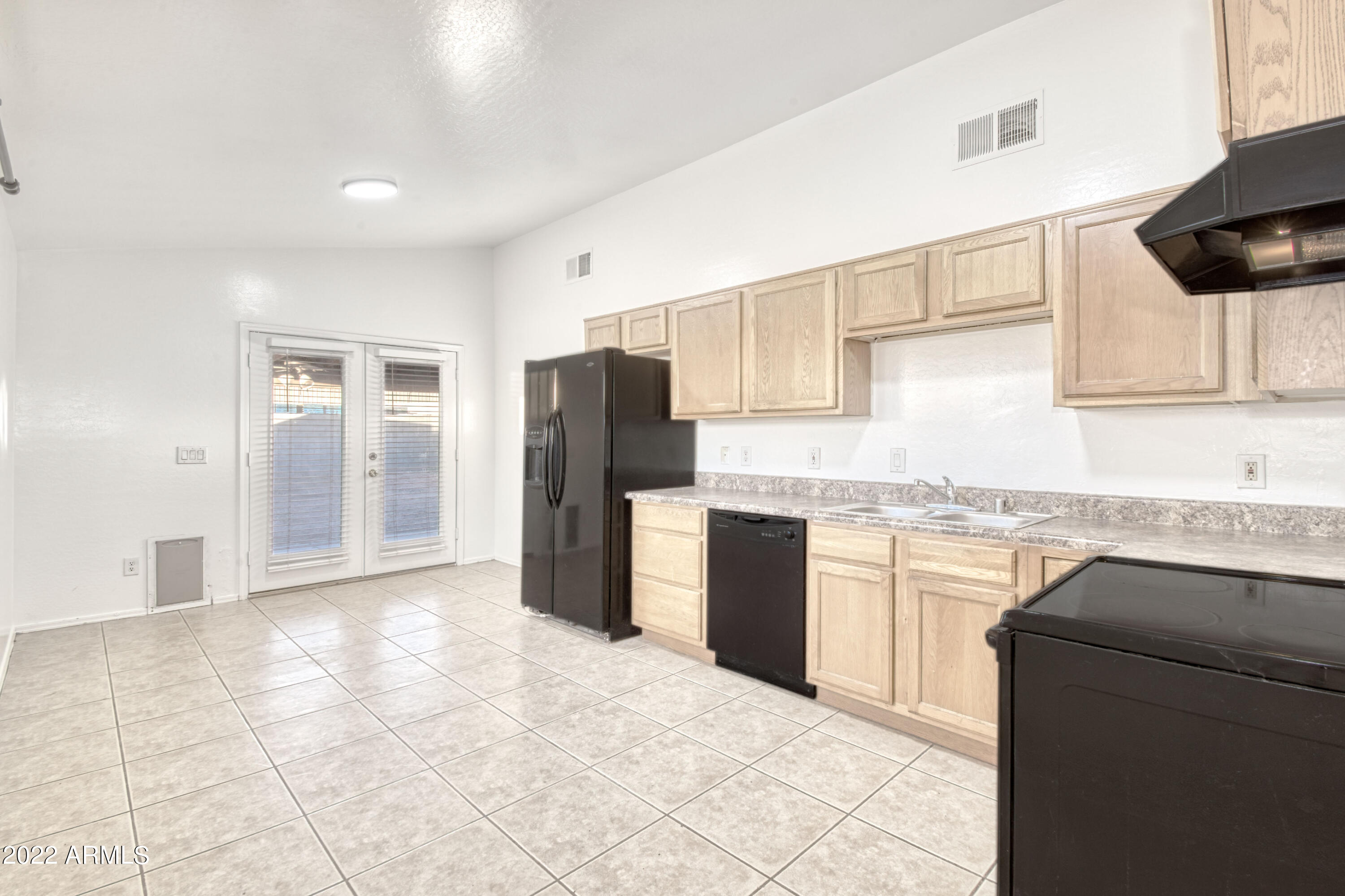 50 W FULTON Street