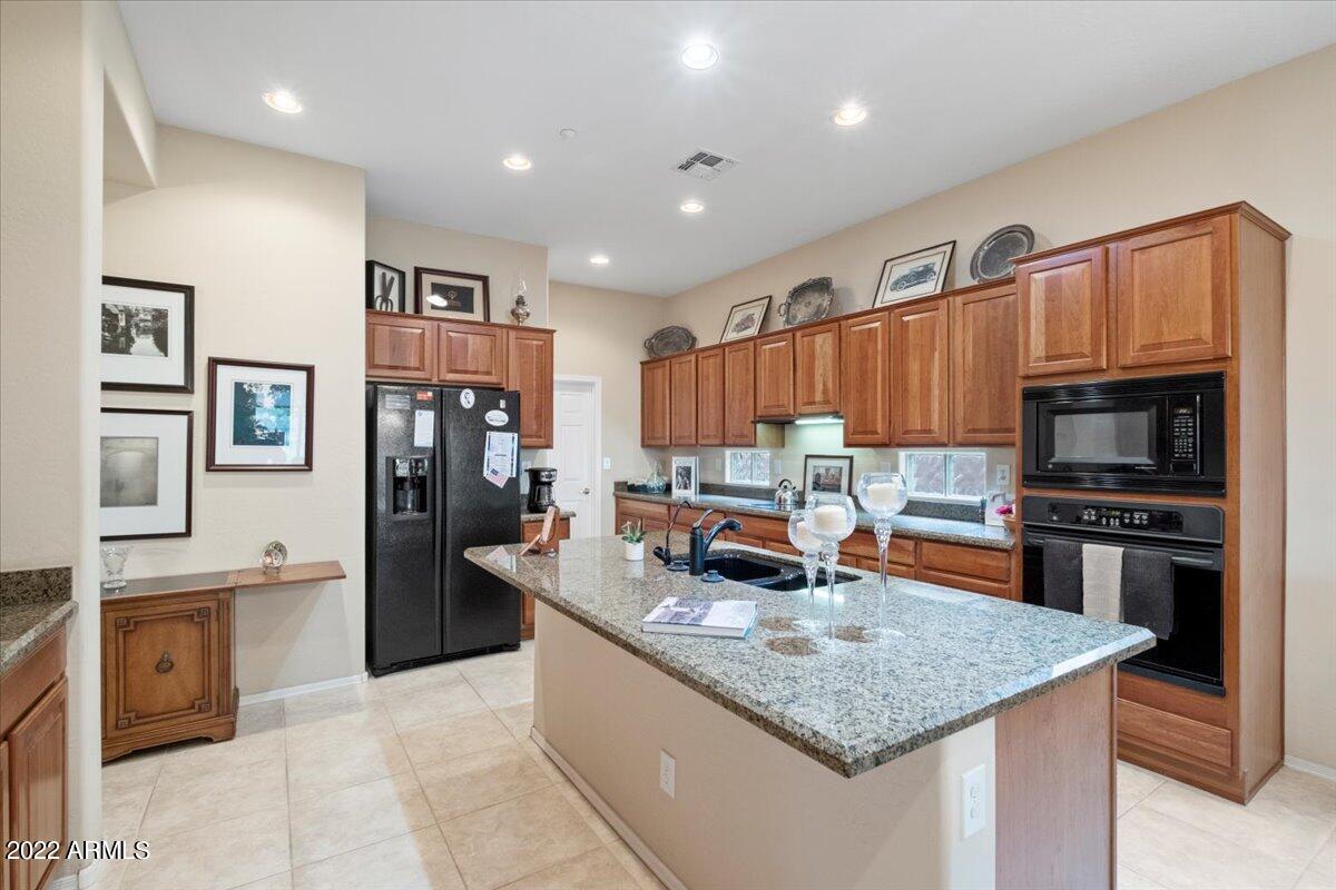 40817 N HARBOUR TOWN Way