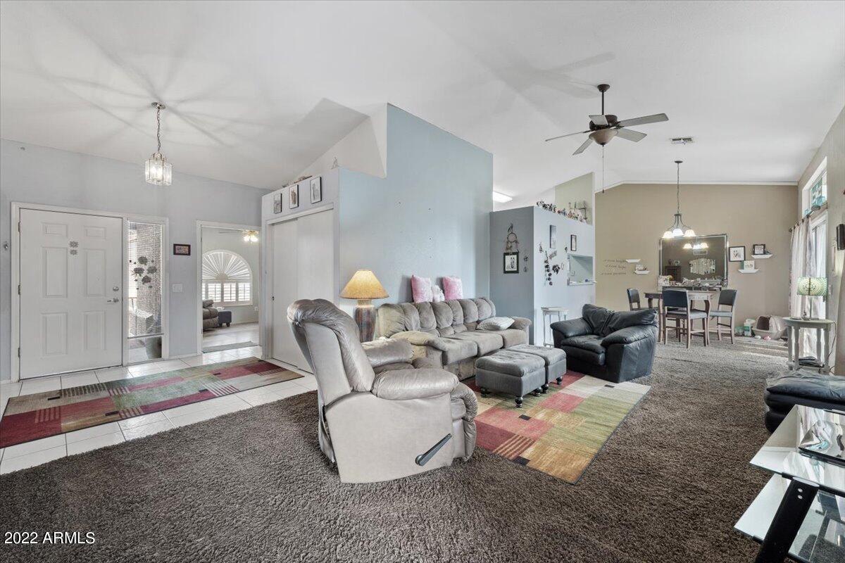 1541 E Colonial Drive
