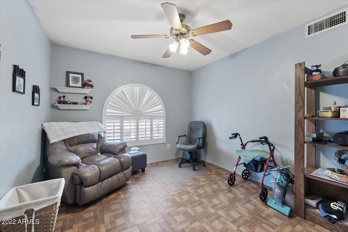 1541 E Colonial Drive