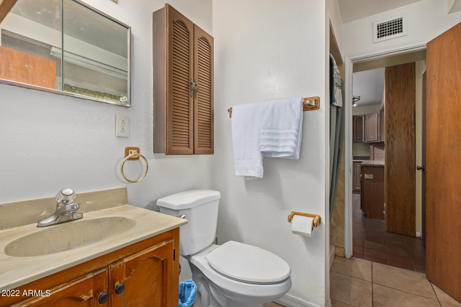 652 S SYCAMORE --