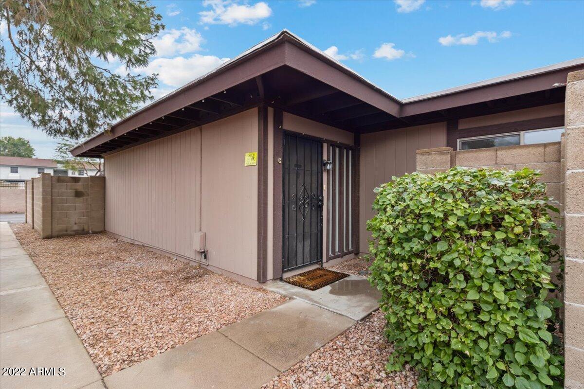 1827 E KIRKLAND Lane Unit: C