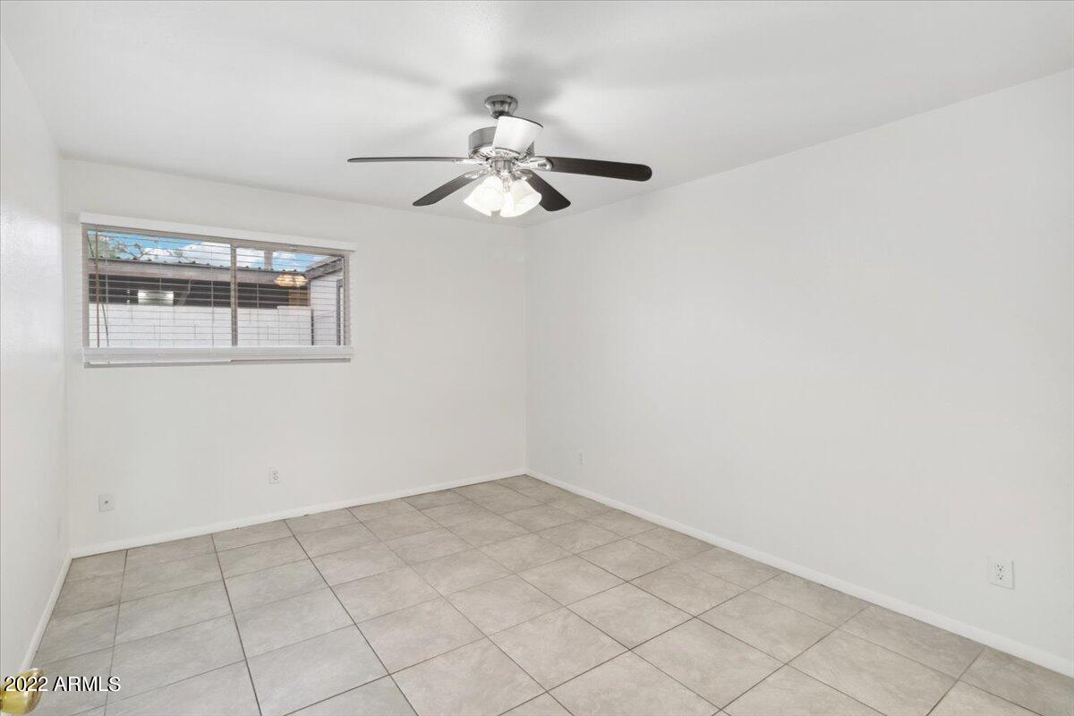 1827 E KIRKLAND Lane Unit: C