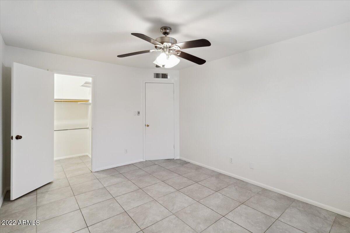 1827 E KIRKLAND Lane Unit: C