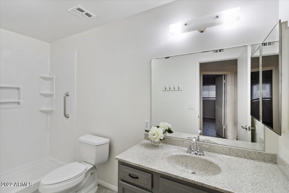1827 E KIRKLAND Lane Unit: C