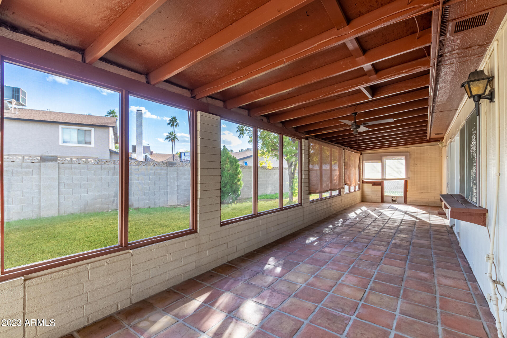 3325 W AIRE LIBRE Avenue