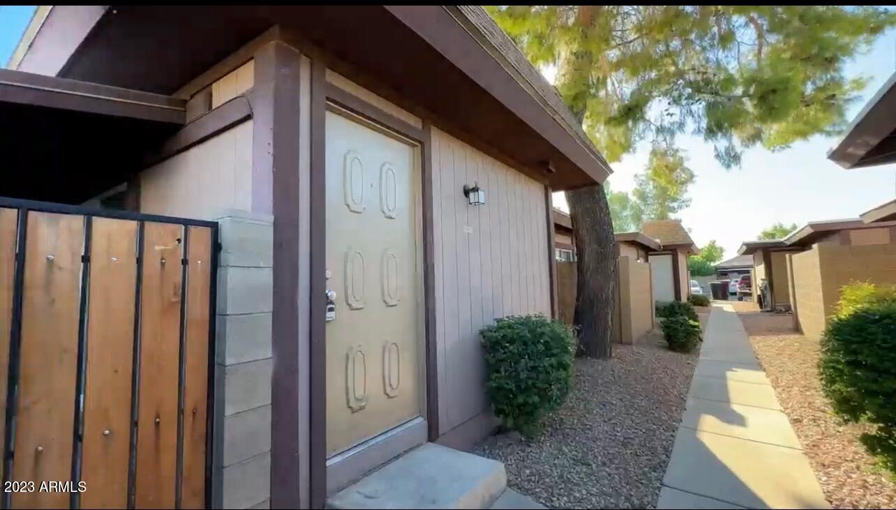 908 S HACIENDA Drive Unit: A