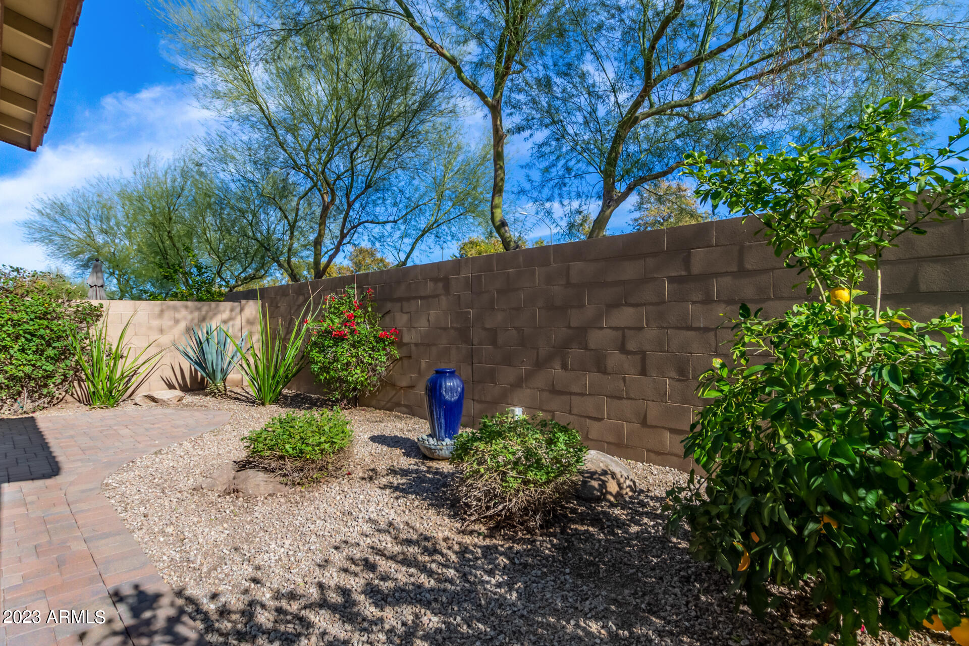 7267 N 89TH Drive
