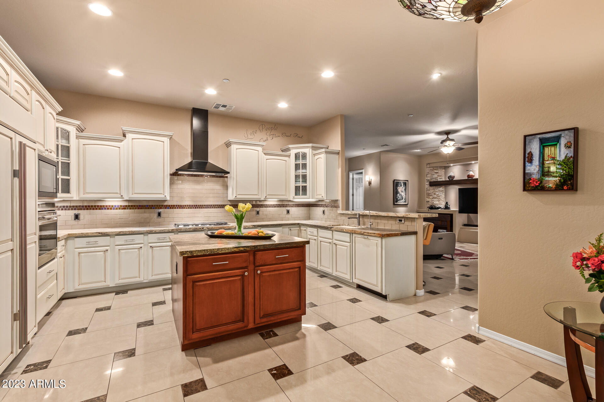 3888 E VILLA CASSANDRA Way