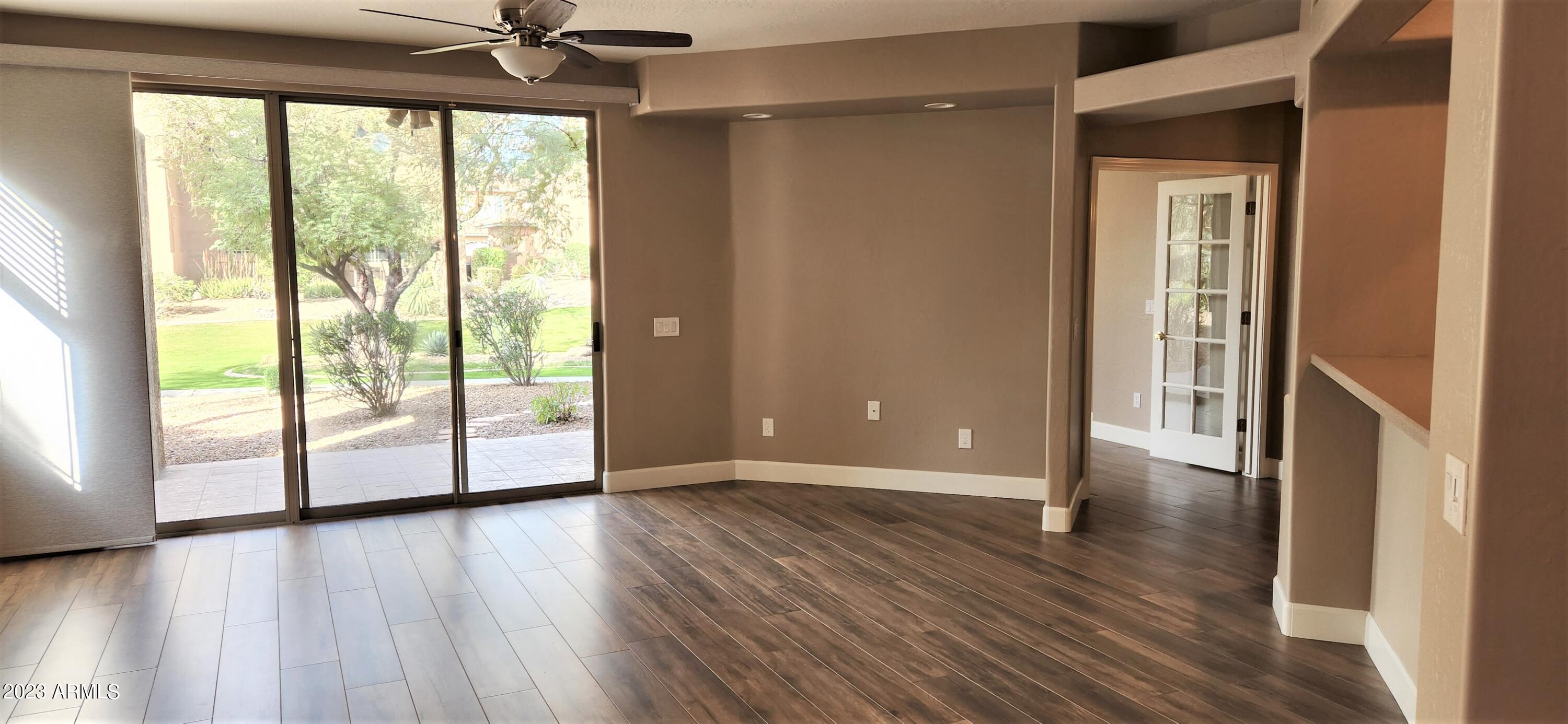 11500 E COCHISE Drive Unit: 1100