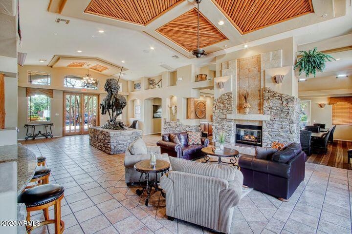 11500 E COCHISE Drive Unit: 1100